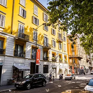 https://citylife-charme-milano-sempione.italymilanhotels.net